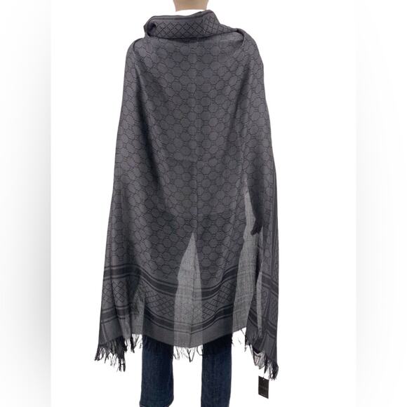 NEW Gucci GG Guccissima Monogram Surviee Scarf in Black - Picture 4 of 9
